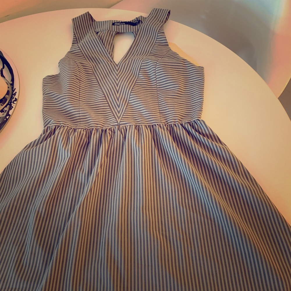 Dear Creatures Dress w/ Bow Back M